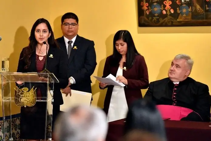 Lectura del acta durante la juramentacion del Voluntariado 2019 Lectura del acta durante la juramentacion del Voluntariado 2019