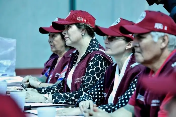 Voluntarios del MRE en sesion de primeros auxilios